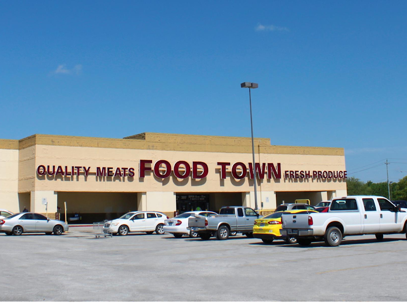 Food Town – 3517 N Main St, Baytown, TX 77521, United States